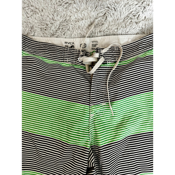 RVCA ARTIST NETWORK PACKAGE, Size 31 Board Shorts Green & Black Stripe $55 OG - Picture 4 of 6